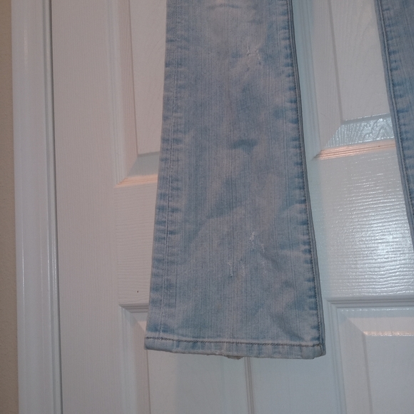 Seven7Jeans 25 BellBottom Baby Blue Jeans - Picture 8 of 11